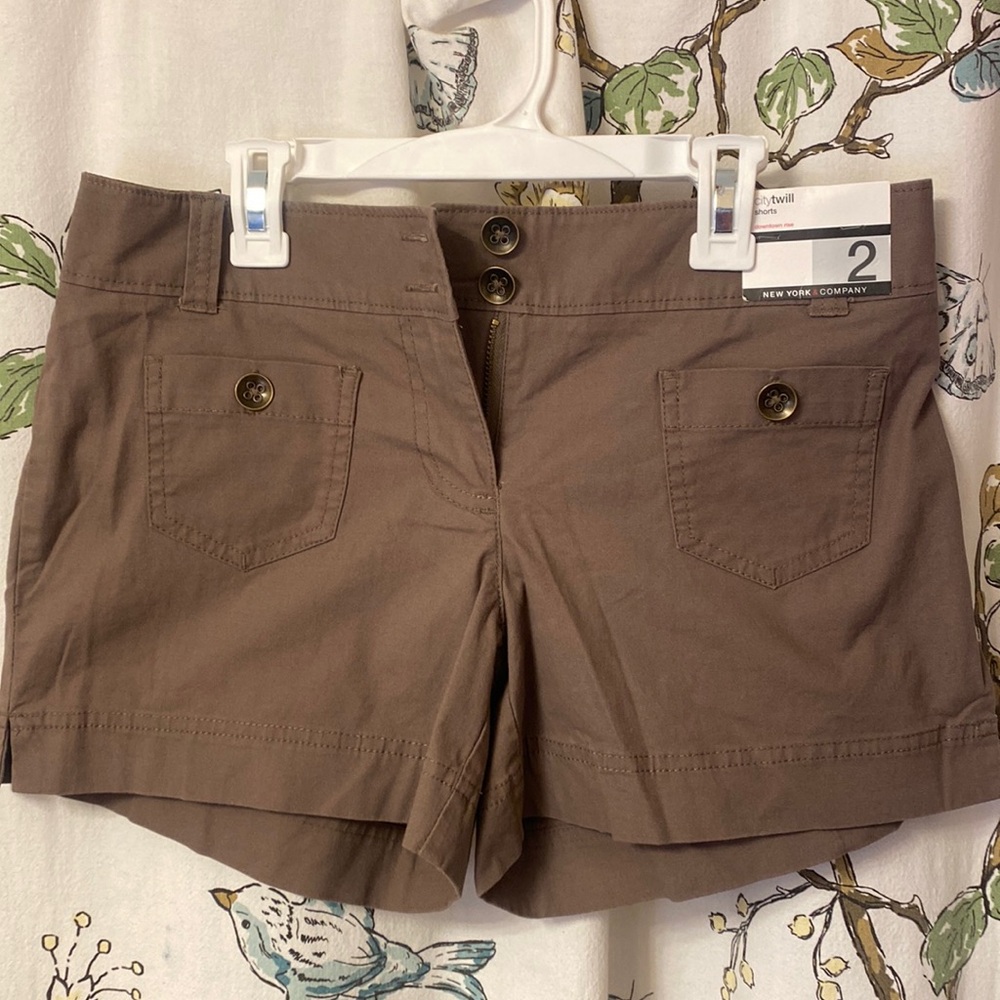 New York & Company city twill shorts downtown rise. NWT! Size 2